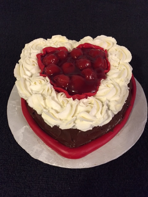 Mini Heart Cake with Cherries